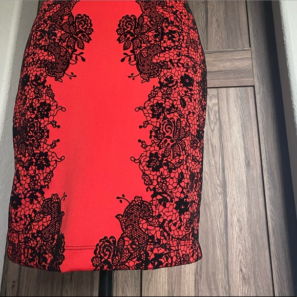 Flocked Velvet Bodycon Dress - Picture 10 of 14